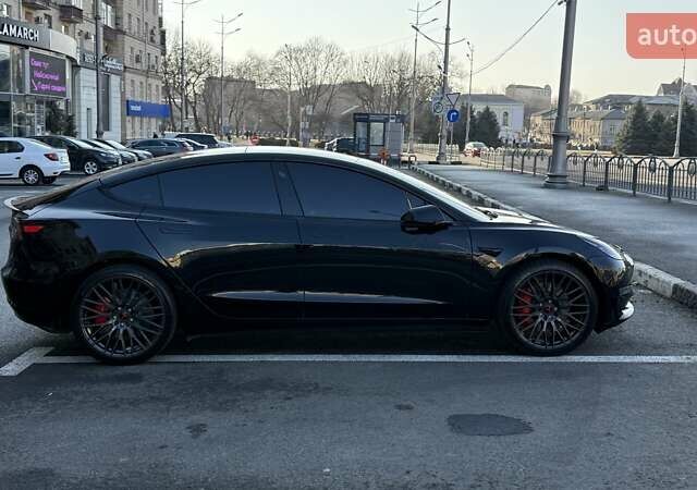 Чорний Тесла Модель 3, об'ємом двигуна 0 л та пробігом 8 тис. км за 30500 $, фото 7 на Automoto.ua