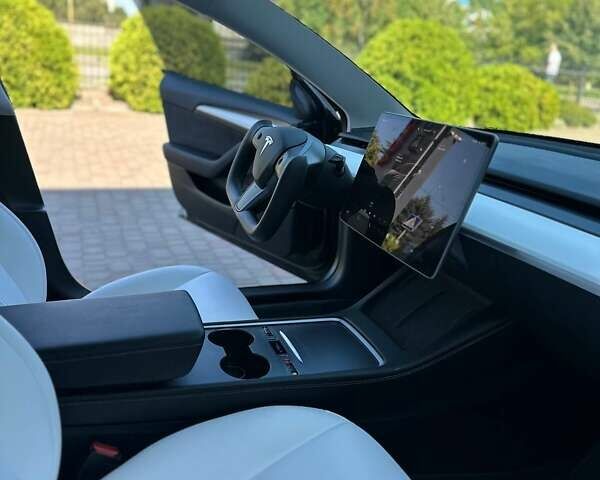 Черный Тесла Модель 3, объемом двигателя 0 л и пробегом 22 тыс. км за 22800 $, фото 73 на Automoto.ua