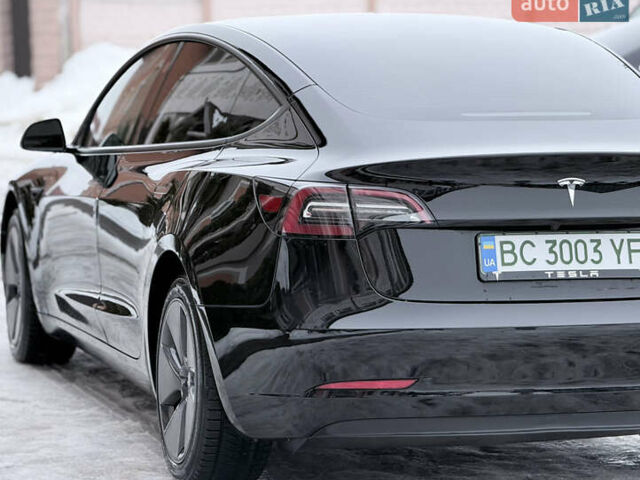 Черный Тесла Модель 3, объемом двигателя 0 л и пробегом 33 тыс. км за 19999 $, фото 8 на Automoto.ua