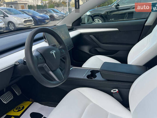 Чорний Тесла Модель 3, об'ємом двигуна 0 л та пробігом 16 тис. км за 22900 $, фото 11 на Automoto.ua