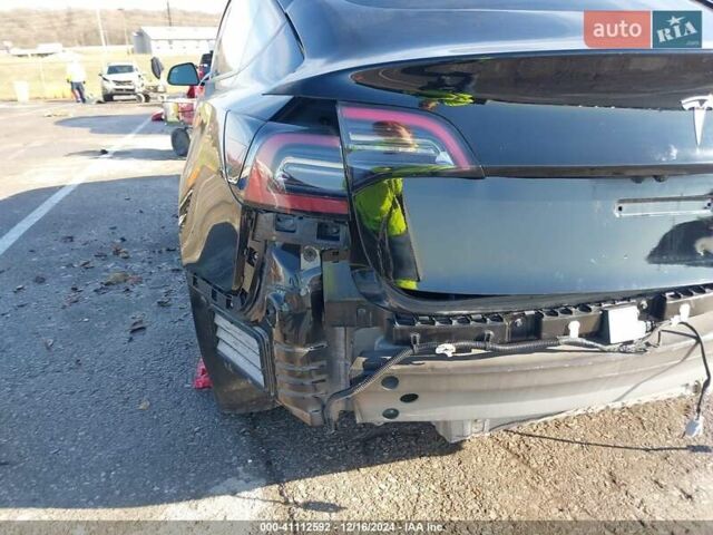 Чорний Тесла Модель 3, об'ємом двигуна 0 л та пробігом 38 тис. км за 14900 $, фото 8 на Automoto.ua