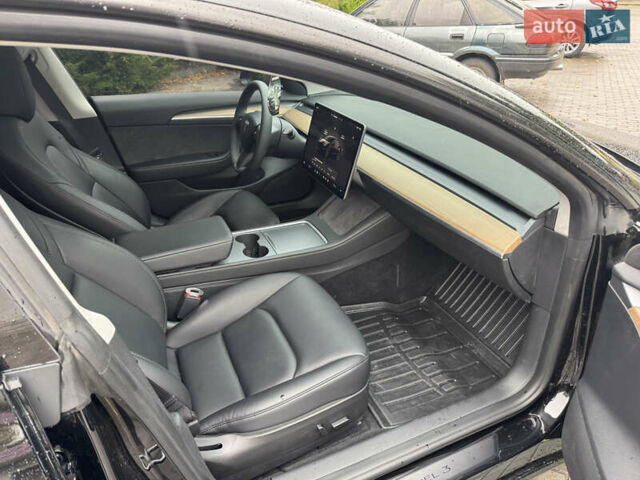 Чорний Тесла Модель 3, об'ємом двигуна 0 л та пробігом 38 тис. км за 21500 $, фото 5 на Automoto.ua