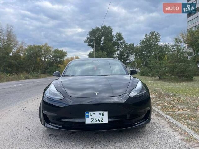 Тесла Модель 3 2023 в Каменское - Днепродзержинск на Automoto.ua Черный Тесла Модель 3, объемом двигателя 0 л и пробегом 73 тыс. км за 19000 $, фото 2 на Automoto.ua