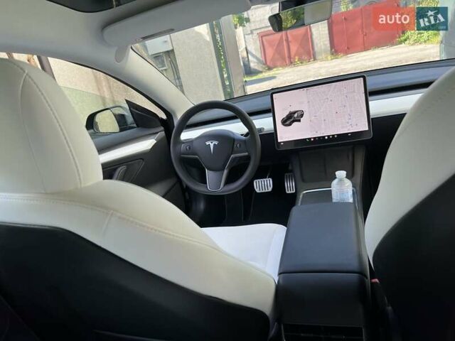 Черный Тесла Модель 3, объемом двигателя 0 л и пробегом 2 тыс. км за 29950 $, фото 5 на Automoto.ua