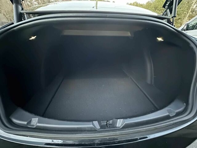 Черный Тесла Модель 3, объемом двигателя 0 л и пробегом 13 тыс. км за 10600 $, фото 8 на Automoto.ua