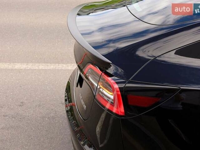 Чорний Тесла Модель 3, об'ємом двигуна 0 л та пробігом 49 тис. км за 24999 $, фото 16 на Automoto.ua