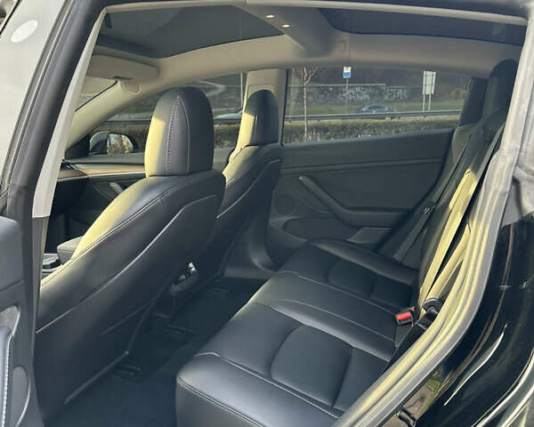 Черный Тесла Модель 3, объемом двигателя 0 л и пробегом 52 тыс. км за 25000 $, фото 17 на Automoto.ua