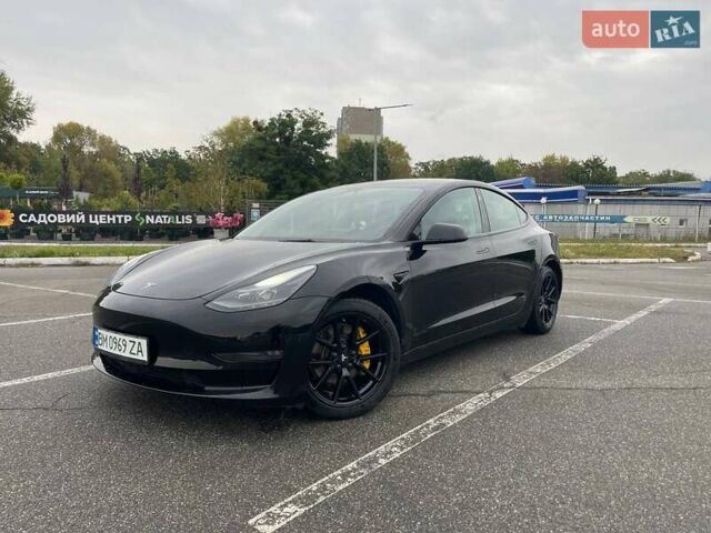 Черный Тесла Модель 3, объемом двигателя 0 л и пробегом 30 тыс. км за 32500 $, фото 2 на Automoto.ua