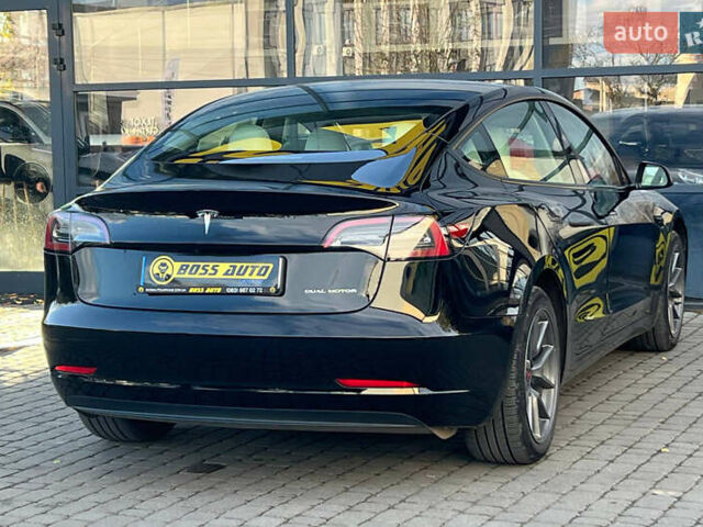 Чорний Тесла Модель 3, об'ємом двигуна 0 л та пробігом 16 тис. км за 22900 $, фото 6 на Automoto.ua