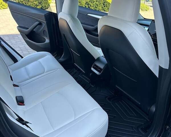 Черный Тесла Модель 3, объемом двигателя 0 л и пробегом 22 тыс. км за 22800 $, фото 72 на Automoto.ua