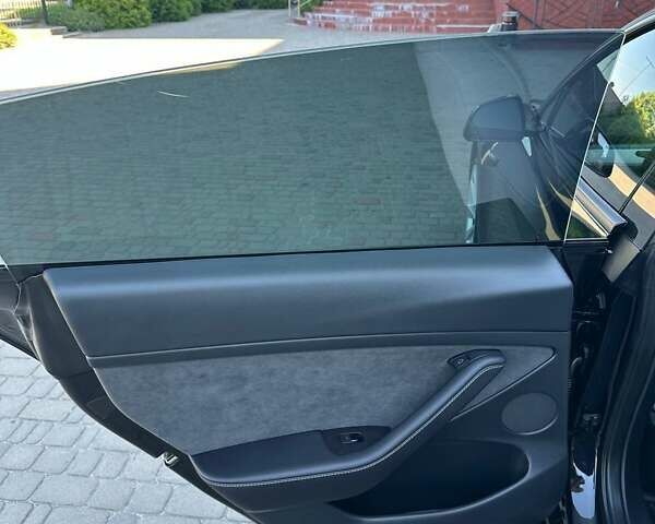 Черный Тесла Модель 3, объемом двигателя 0 л и пробегом 22 тыс. км за 22800 $, фото 53 на Automoto.ua