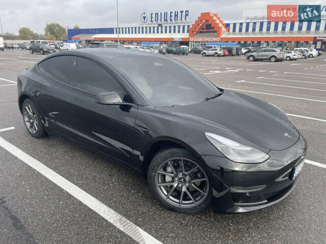 Черный Тесла Модель 3, объемом двигателя 0 л и пробегом 45 тыс. км за 22000 $, фото 3 на Automoto.ua