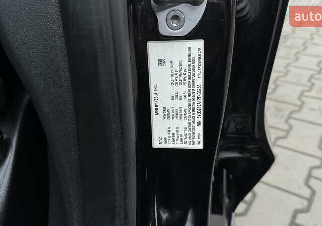 Чорний Тесла Модель 3, об'ємом двигуна 0 л та пробігом 172 тис. км за 16900 $, фото 47 на Automoto.ua