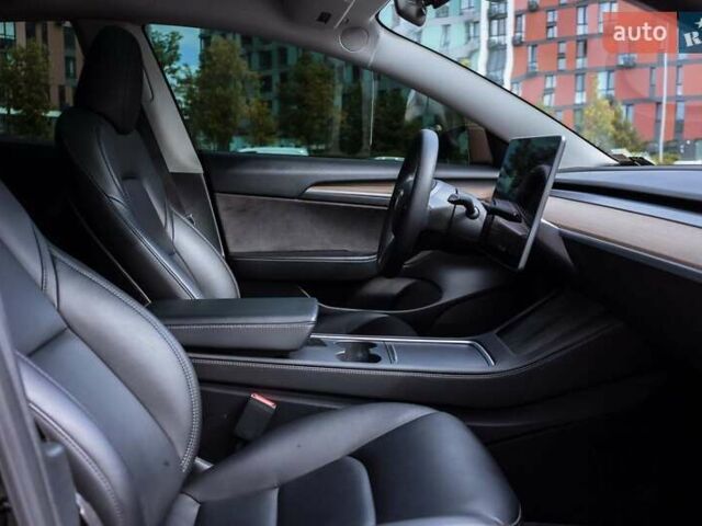 Чорний Тесла Модель 3, об'ємом двигуна 0 л та пробігом 49 тис. км за 24999 $, фото 20 на Automoto.ua
