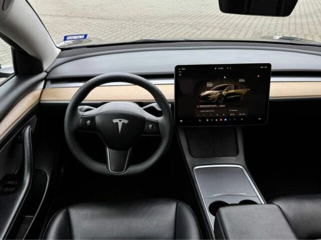 Чорний Тесла Модель 3, об'ємом двигуна 0 л та пробігом 172 тис. км за 16900 $, фото 6 на Automoto.ua