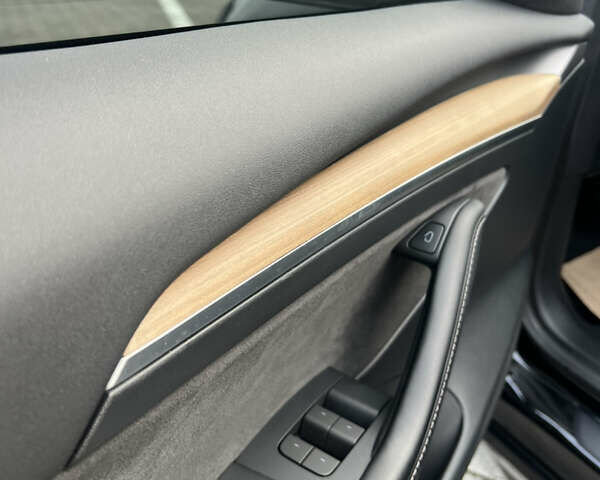 Черный Тесла Модель 3, объемом двигателя 0 л и пробегом 85 тыс. км за 19999 $, фото 14 на Automoto.ua