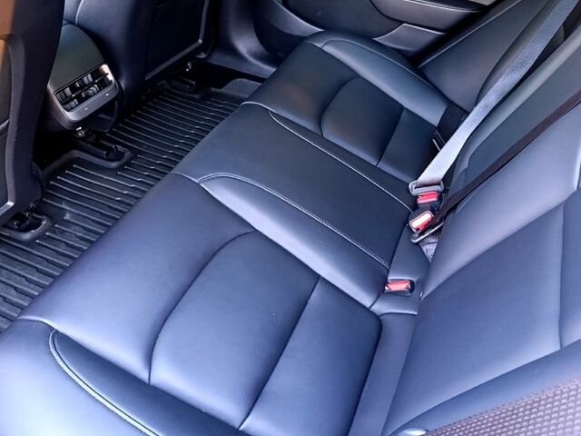 Черный Тесла Модель 3, объемом двигателя 0 л и пробегом 27 тыс. км за 26000 $, фото 6 на Automoto.ua