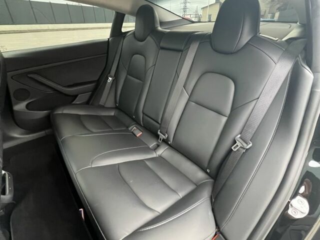 Черный Тесла Модель 3, объемом двигателя 0 л и пробегом 85 тыс. км за 19999 $, фото 17 на Automoto.ua