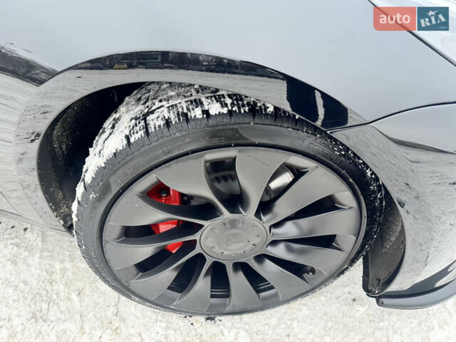 Чорний Тесла Модель 3, об'ємом двигуна 0 л та пробігом 58 тис. км за 24900 $, фото 16 на Automoto.ua