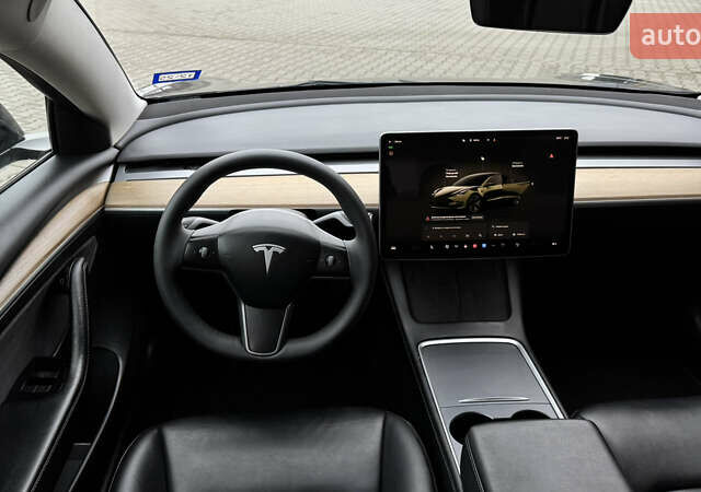 Чорний Тесла Модель 3, об'ємом двигуна 0 л та пробігом 172 тис. км за 16900 $, фото 26 на Automoto.ua