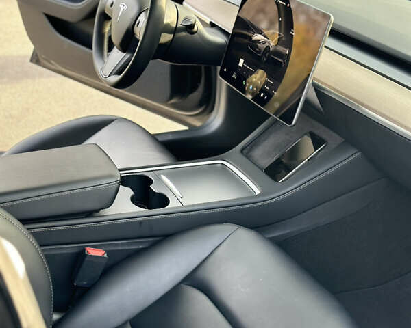 Черный Тесла Модель 3, объемом двигателя 0 л и пробегом 52 тыс. км за 25000 $, фото 23 на Automoto.ua