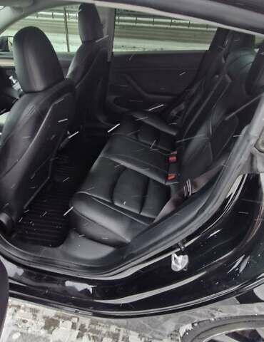 Черный Тесла Модель 3, объемом двигателя 0 л и пробегом 24 тыс. км за 26500 $, фото 14 на Automoto.ua