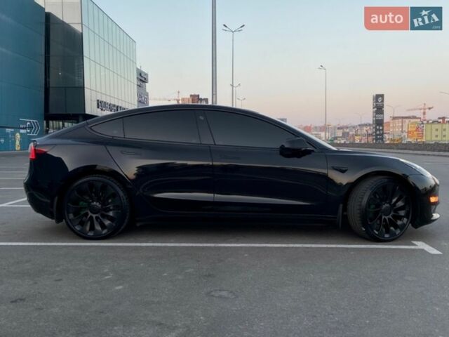 Чорний Тесла Модель 3, об'ємом двигуна 0 л та пробігом 75 тис. км за 24900 $, фото 2 на Automoto.ua