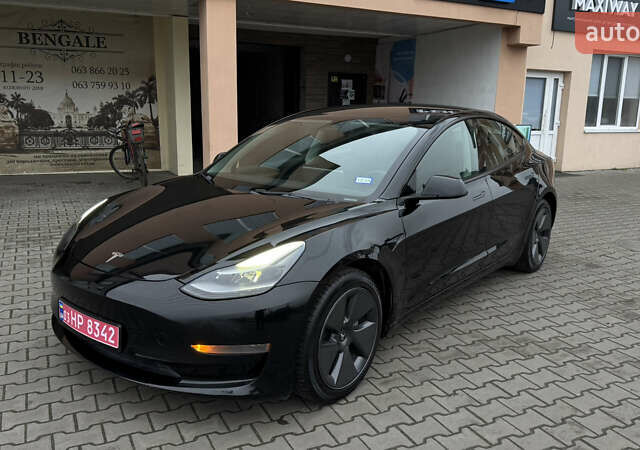 Чорний Тесла Модель 3, об'ємом двигуна 0 л та пробігом 172 тис. км за 16900 $, фото 1 на Automoto.ua