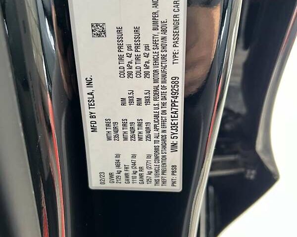 Чорний Тесла Модель 3, об'ємом двигуна 0 л та пробігом 12 тис. км за 18700 $, фото 16 на Automoto.ua