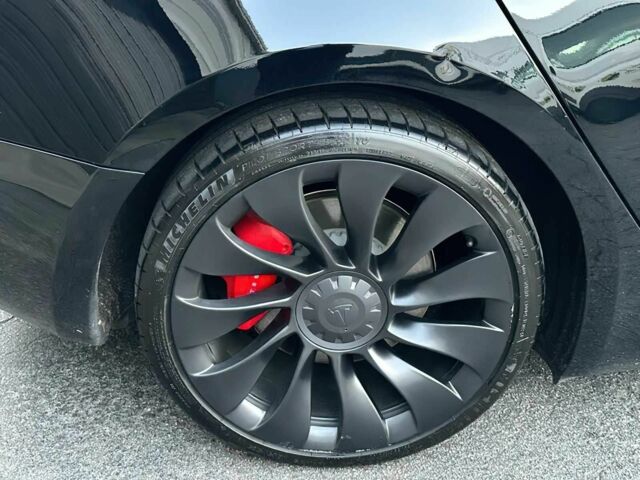 Черный Тесла Модель 3, объемом двигателя 0 л и пробегом 13 тыс. км за 10600 $, фото 15 на Automoto.ua