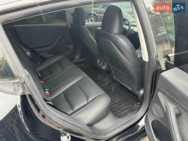 Чорний Тесла Модель 3, об'ємом двигуна 0 л та пробігом 38 тис. км за 21500 $, фото 6 на Automoto.ua