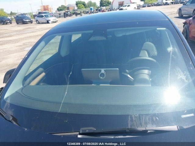 Чорний Тесла Модель 3, об'ємом двигуна 0 л та пробігом 1 тис. км за 15100 $, фото 4 на Automoto.ua