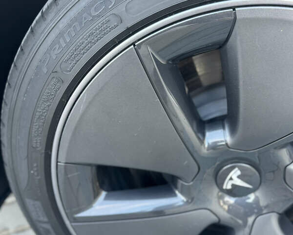 Чорний Тесла Модель 3, об'ємом двигуна 0 л та пробігом 34 тис. км за 22600 $, фото 20 на Automoto.ua