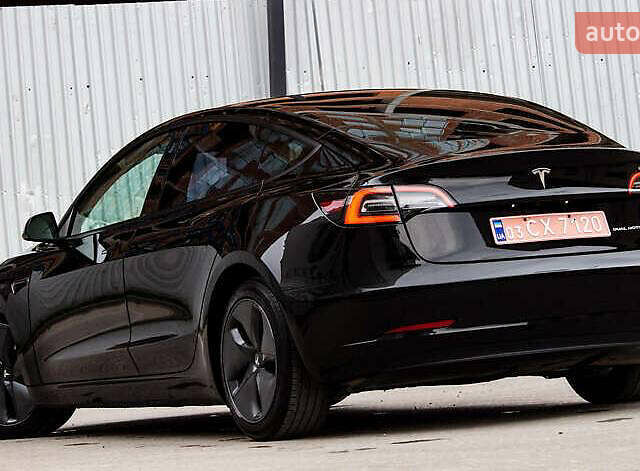 Черный Тесла Модель 3, объемом двигателя 0 л и пробегом 27 тыс. км за 17000 $, фото 11 на Automoto.ua