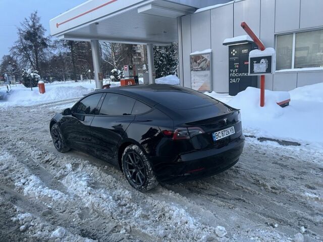 Чорний Тесла Модель 3, об'ємом двигуна 0 л та пробігом 65 тис. км за 25000 $, фото 7 на Automoto.ua