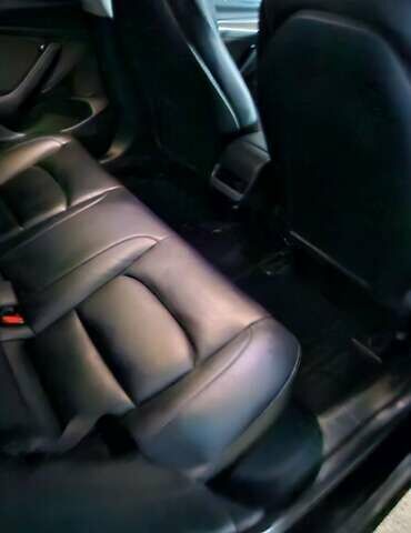 Черный Тесла Модель 3, объемом двигателя 0 л и пробегом 24 тыс. км за 26500 $, фото 20 на Automoto.ua