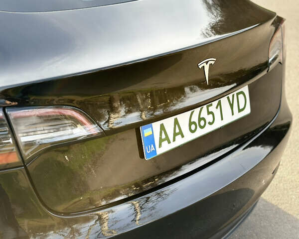 Черный Тесла Модель 3, объемом двигателя 0 л и пробегом 52 тыс. км за 25000 $, фото 12 на Automoto.ua