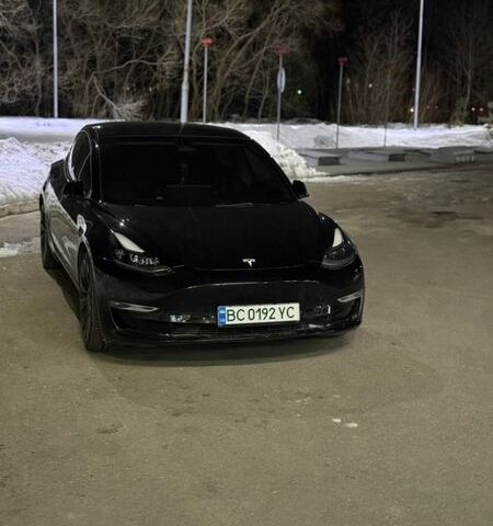 Черный Тесла Модель 3, объемом двигателя 0 л и пробегом 54 тыс. км за 28500 $, фото 11 на Automoto.ua