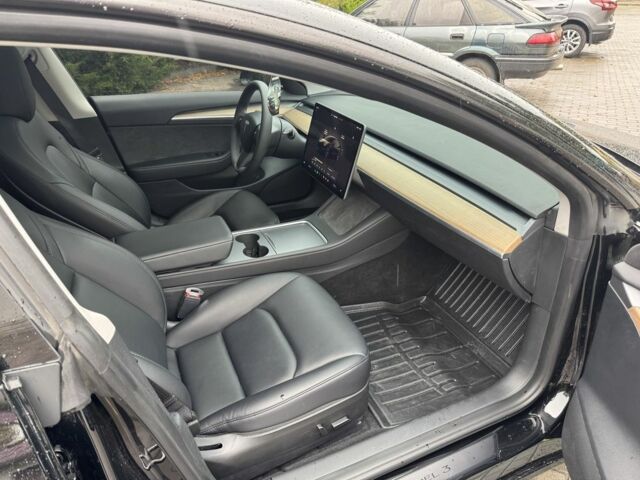 Чорний Тесла Модель 3, об'ємом двигуна 0 л та пробігом 38 тис. км за 21000 $, фото 4 на Automoto.ua