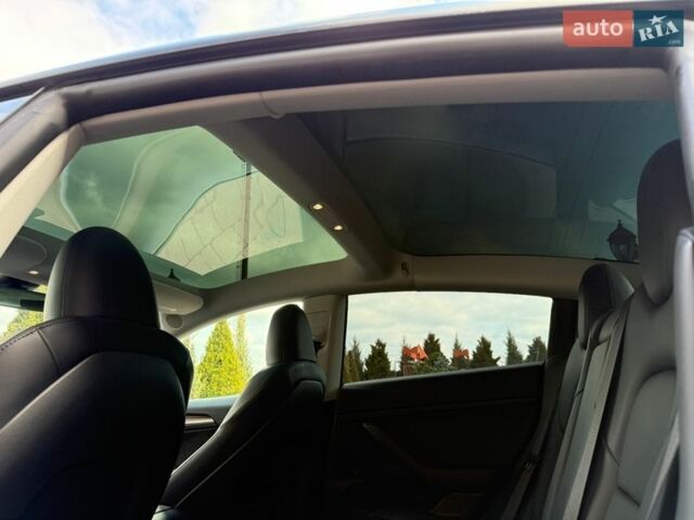 Черный Тесла Модель 3, объемом двигателя 0 л и пробегом 18 тыс. км за 19950 $, фото 39 на Automoto.ua