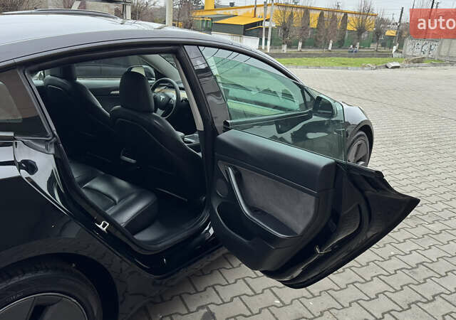 Чорний Тесла Модель 3, об'ємом двигуна 0 л та пробігом 172 тис. км за 16900 $, фото 35 на Automoto.ua