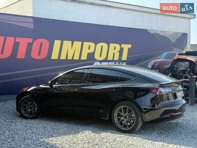 Чорний Тесла Модель 3, об'ємом двигуна 0 л та пробігом 60 тис. км за 17700 $, фото 4 на Automoto.ua