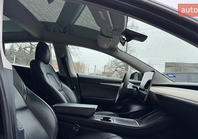 Чорний Тесла Модель 3, об'ємом двигуна 0 л та пробігом 172 тис. км за 16900 $, фото 32 на Automoto.ua