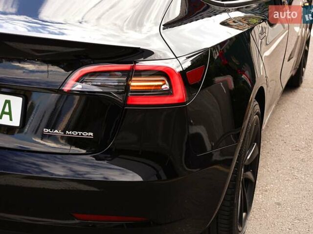 Чорний Тесла Модель 3, об'ємом двигуна 0 л та пробігом 49 тис. км за 24999 $, фото 13 на Automoto.ua