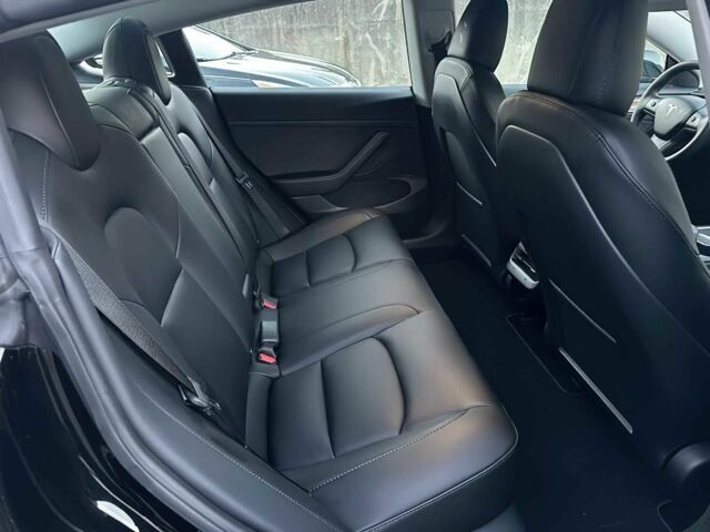 Черный Тесла Модель 3, объемом двигателя 0 л и пробегом 13 тыс. км за 10600 $, фото 14 на Automoto.ua