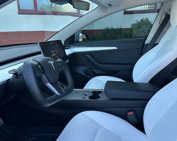 Черный Тесла Модель 3, объемом двигателя 0 л и пробегом 22 тыс. км за 22800 $, фото 54 на Automoto.ua