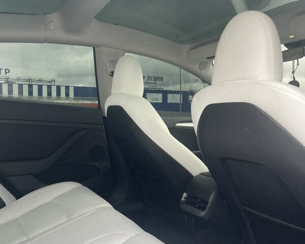 Черный Тесла Модель 3, объемом двигателя 0 л и пробегом 45 тыс. км за 22000 $, фото 31 на Automoto.ua