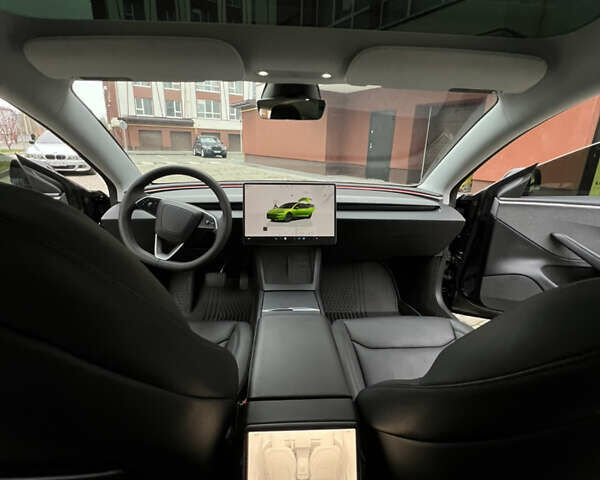 Чорний Тесла Модель 3, об'ємом двигуна 0 л та пробігом 18 тис. км за 28400 $, фото 28 на Automoto.ua