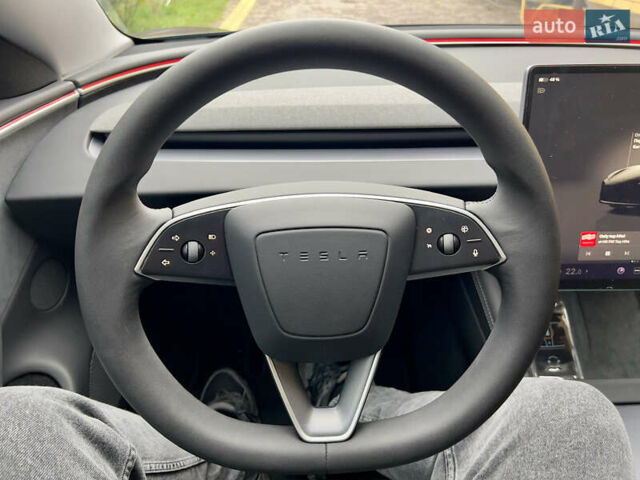 Тесла Модель 3 2024 у Олевске на Automoto.ua Чорний Тесла Модель 3, об'ємом двигуна 0 л та пробігом 15 тис. км за 31499 $, фото 49 на Automoto.ua