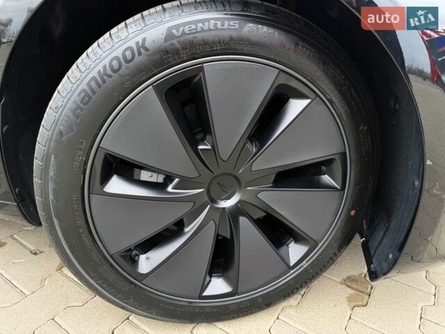 Чорний Тесла Модель 3, об'ємом двигуна 0 л та пробігом 22 тис. км за 29500 $, фото 9 на Automoto.ua